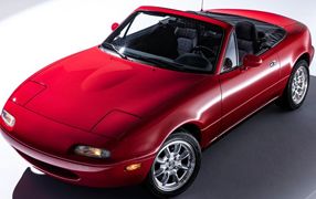 Auto Abdeckplane Wasserdicht FüR Mazda Miata MX-5 1998-2021, Autoabdeckung  Outdoor, Autogarage Abdeckung, Autoplane Atmungsaktiv, MaßGeschneiderter  Autoabdeckung (Color : F, Size : Single-Layer) : : Sport & Freizeit
