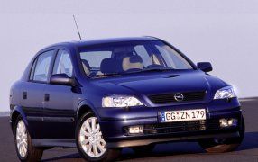 ELEMAT Sitzbezügesets Autositzbezüge für Opel Astra 2007-2023